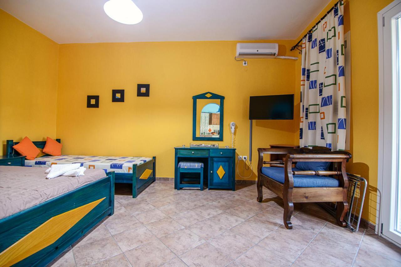 Atlantica Apartments Megalochori  Zewnętrze zdjęcie